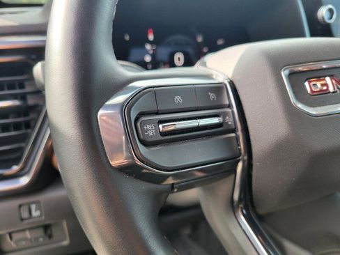 Used 2023 GMC Canyon AT4 w/ AT4 Premium Package AWD/4WD image 11
