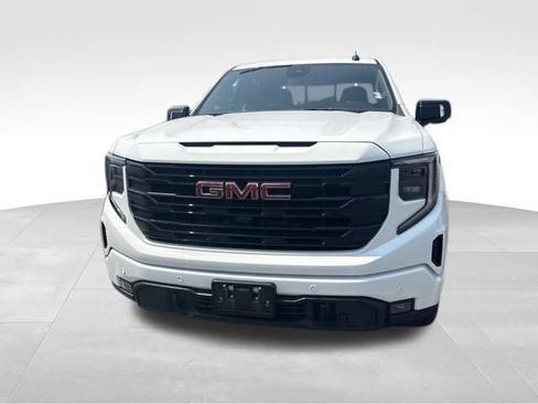 Used 2024 GMC Sierra 1500 Elevation w/ Elevation Premium Package AWD/4WD image 3