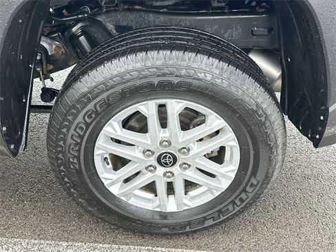 Used 2022 Toyota Tundra SR5 image 5