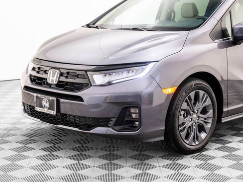 New 2026 Honda Odyssey Touring image 43