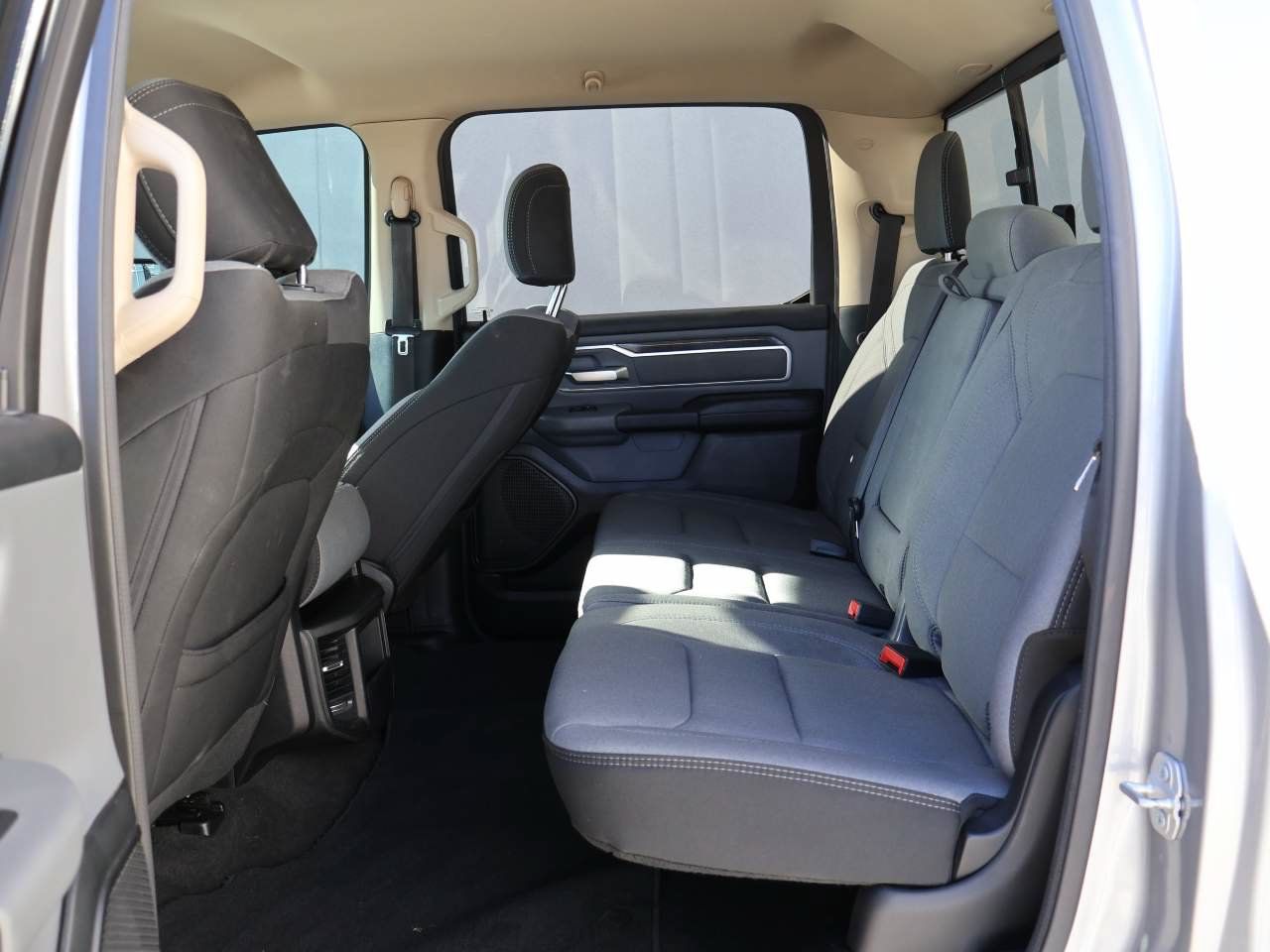 Used 2020 RAM 1500 Big Horn RWD image 10