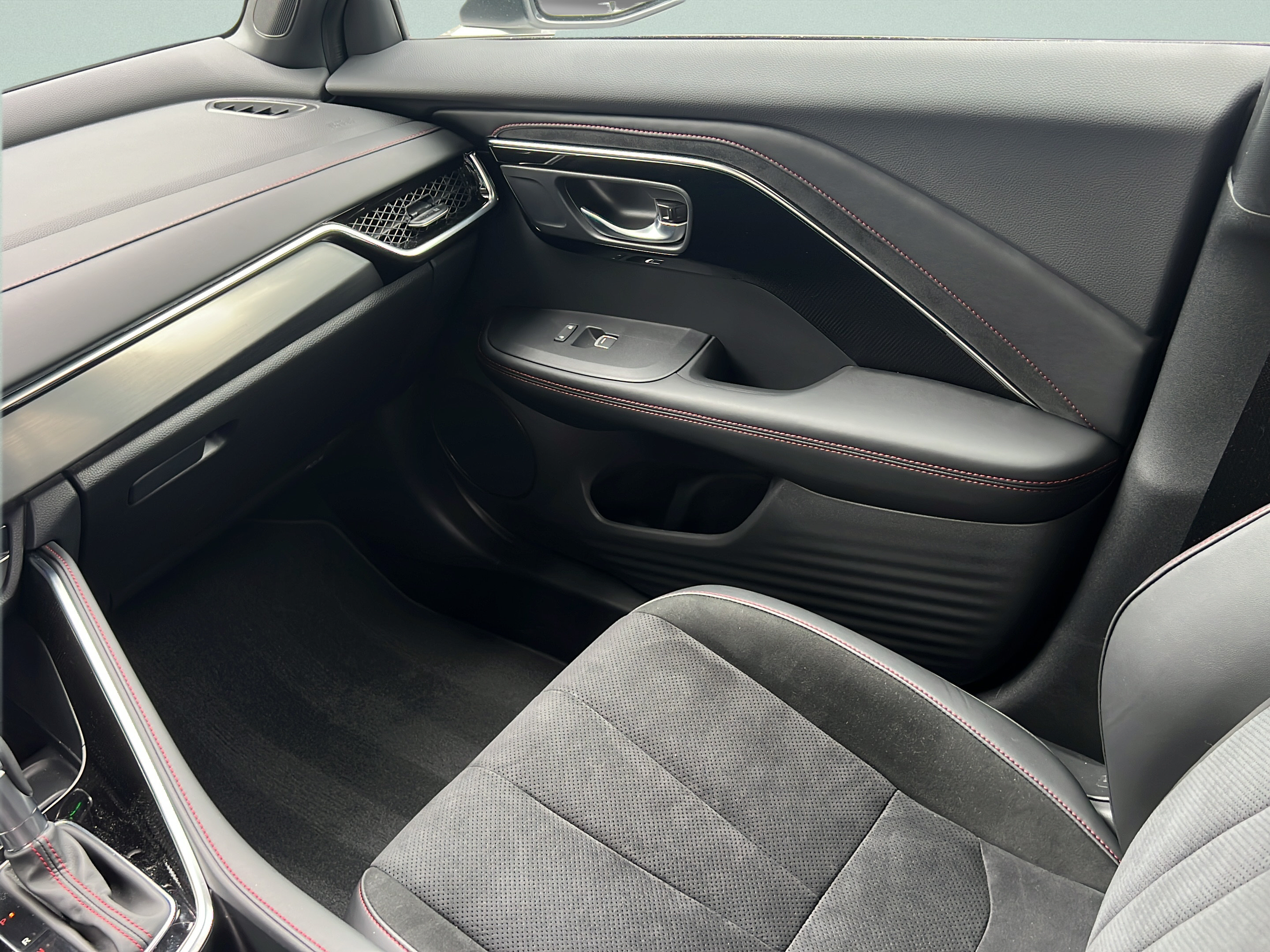 Used 2025 Acura ADX A-Spec FWD image 16