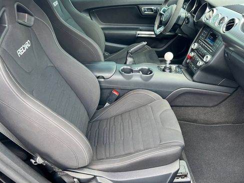 Used 2016 Ford Mustang GT w/ GT Performance Package RWD image 14