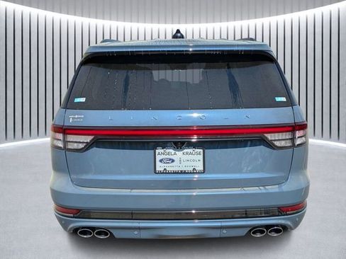 New 2026 Lincoln Aviator 2WD image 4