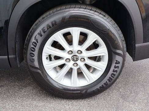 Used 2024 Toyota Grand Highlander XLE image 10