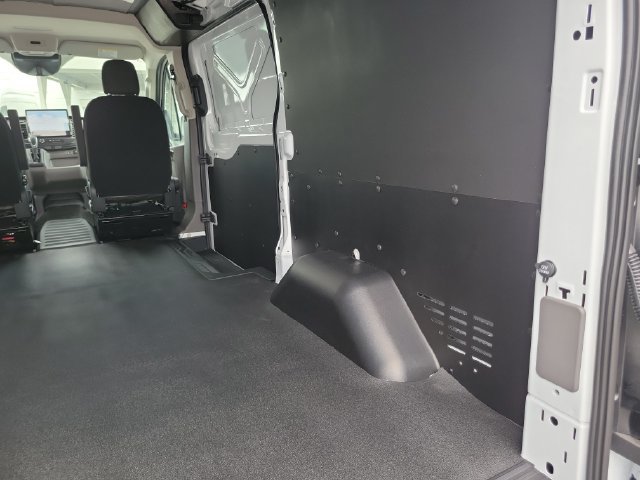 New 2026 Ford Transit 150 Low Roof w/ Load Area Protection Package RWD image 10