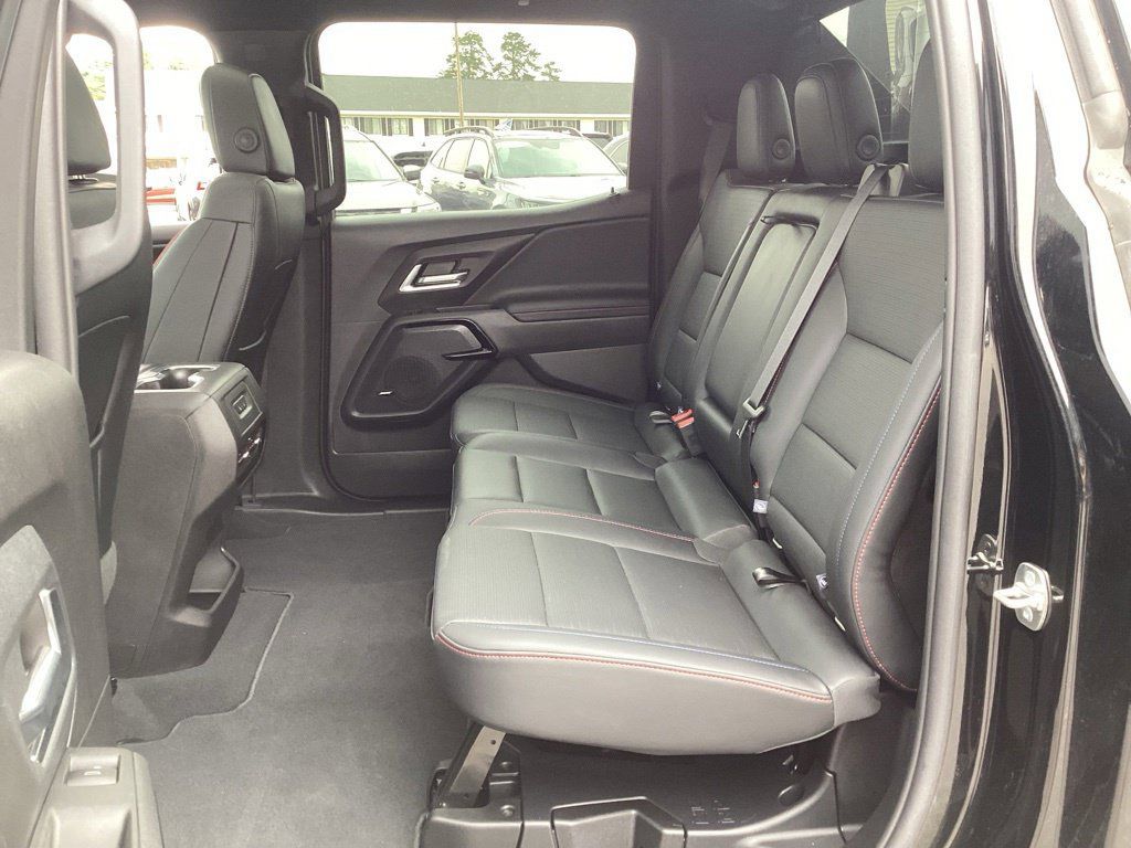 Used 2024 Chevrolet Silverado EV RST AWD/4WD image 17