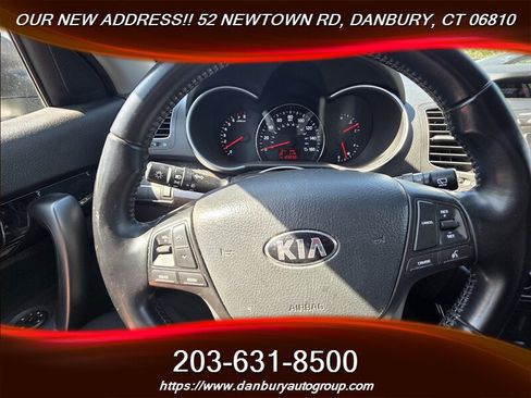 Used 2015 Kia Sorento LX AWD/4WD image 11