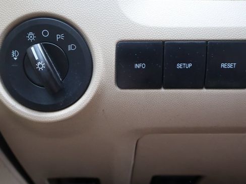 Used 2012 Ford Escape Limited AWD/4WD image 28