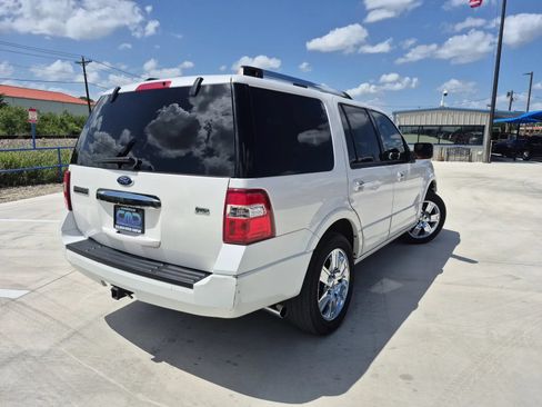 Used 2010 Ford Expedition Limited RWD image 6