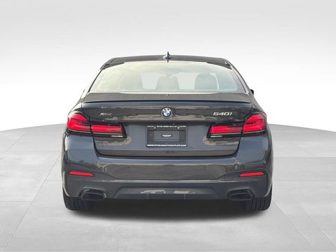 Used 2023 BMW 540i xDrive w/ M Sport Package AWD/4WD image 7