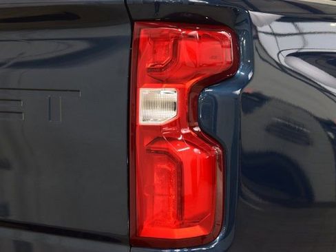 Used 2022 Chevrolet Silverado 3500 High Country image 23