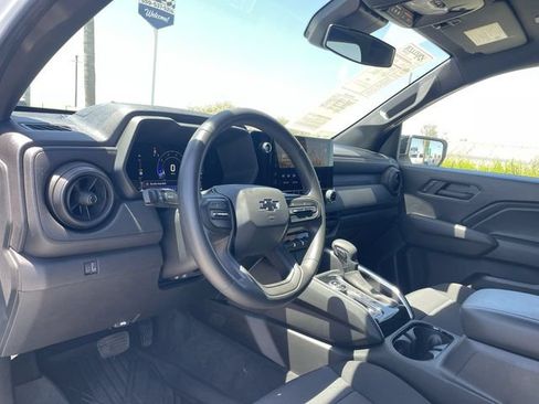Used 2023 Chevrolet Colorado Trail Boss w/ LPO, Skid Plate Package AWD/4WD image 10