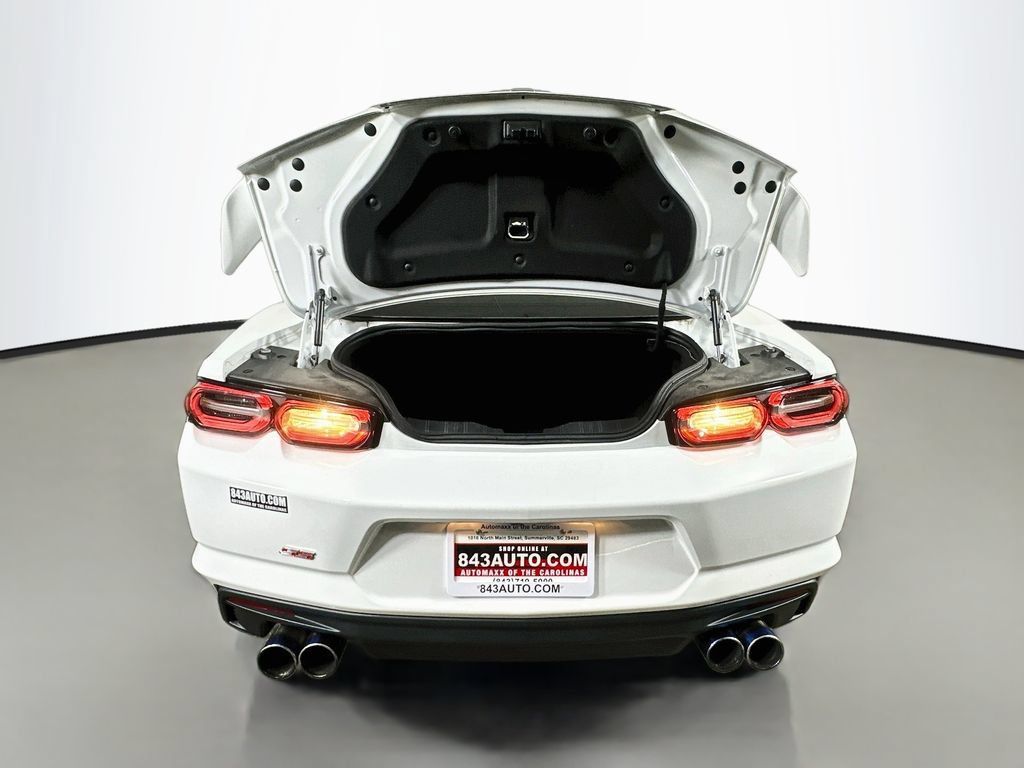 Used 2019 Chevrolet Camaro SS RWD image 31