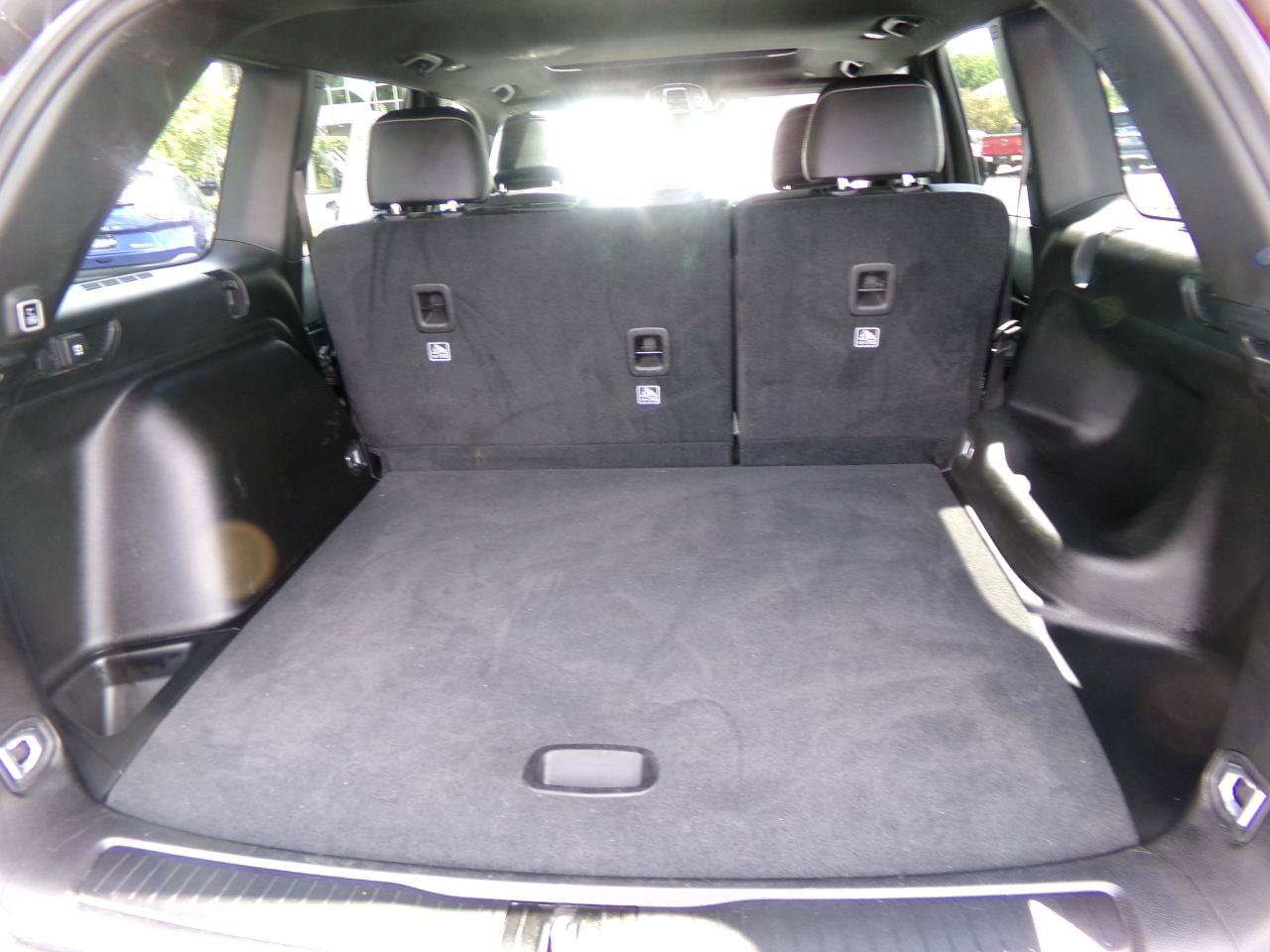 Used 2023 Jeep Grand Cherokee Altitude AWD/4WD image 45