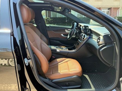 Used 2020 Mercedes-Benz C 300 4MATIC Sedan image 31