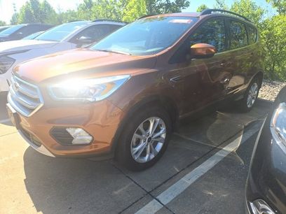 Used 2017 Ford Escape SE w/ Equipment Group 201A