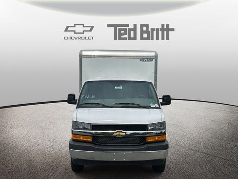 New 2025 Chevrolet Express 3500 w/ Power Convenience Package image 5