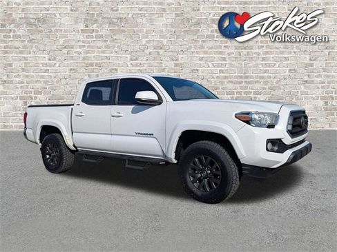 Used 2020 Toyota Tacoma SR5 image 2