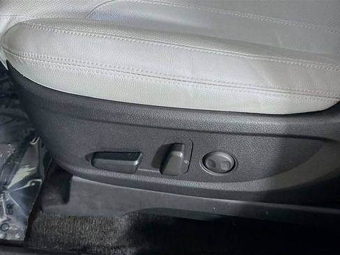 Used 2022 Hyundai Palisade SEL w/ Premium Package image 20