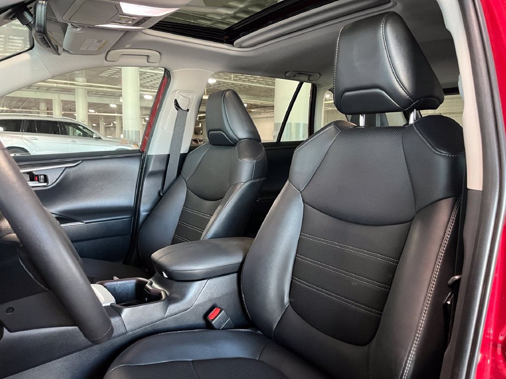 Used 2023 Toyota RAV4 Limited w/ Limited Grade Weather Package AWD/4WD image 19