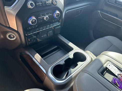 Used 2021 GMC Sierra 1500 SLT w/ SLT Convenience Package image 33