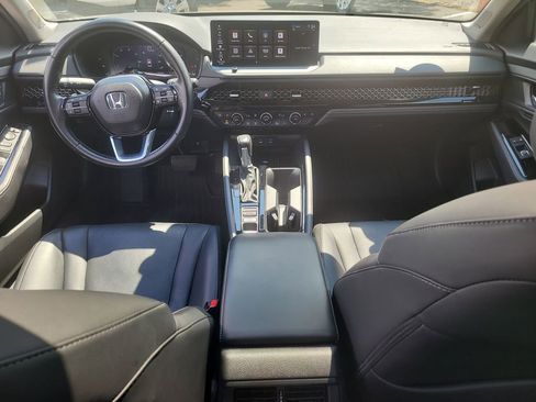 Used 2024 Honda Accord Touring image 12