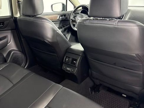 Used 2018 Subaru Outback 2.5i Limited AWD/4WD image 27
