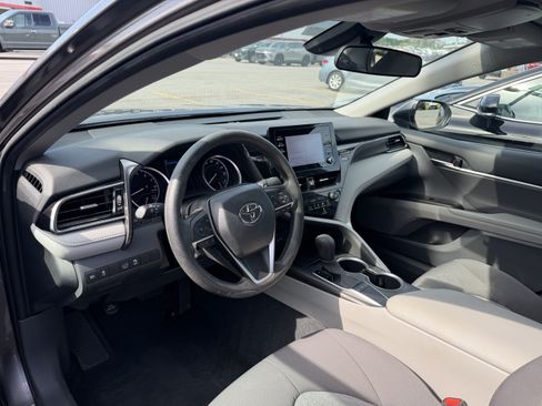 Used 2023 Toyota Camry LE FWD image 8
