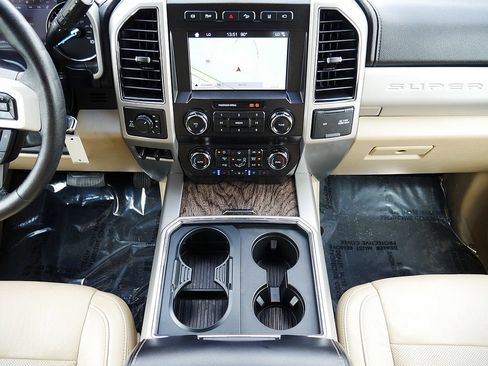 Used 2019 Ford F350 Lariat w/ Tow Technology Bundle AWD/4WD image 22