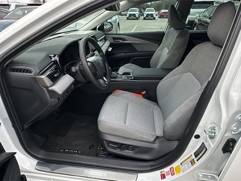 New 2026 Toyota Camry LE image 18