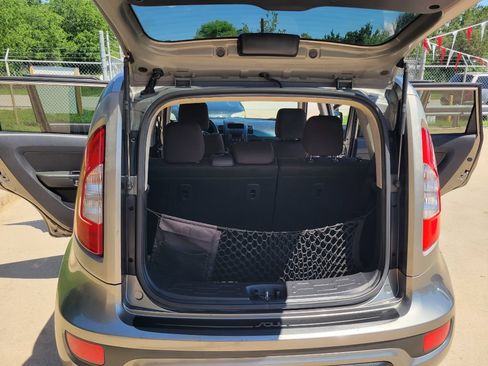 Used 2013 Kia Soul FWD image 15