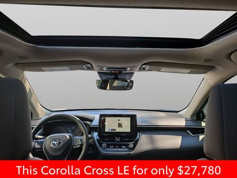 Used 2024 Toyota Corolla Cross LE w/ Moonroof Package AWD/4WD image 39