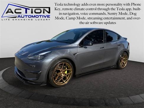 Used 2022 Tesla Model Y Performance AWD/4WD image 3