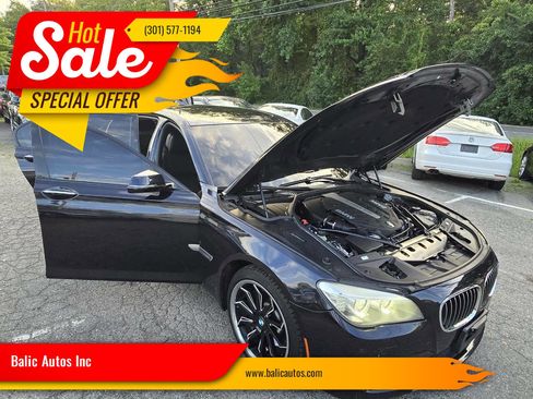 Used 2014 BMW 750Li xDrive w/ Executive Package image 2