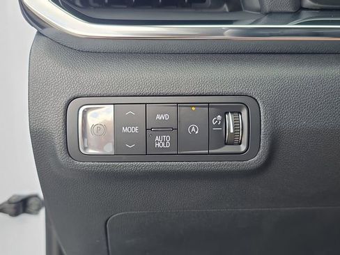 New 2026 GMC Terrain Denali w/ LPO, Floor Liner Package AWD/4WD image 23