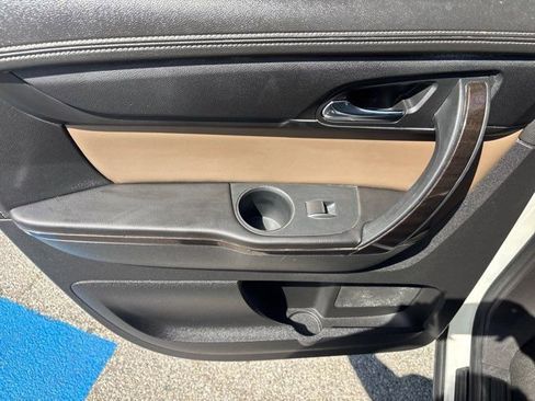 Used 2015 GMC Acadia SLT FWD image 29