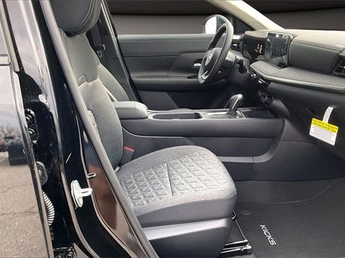 New 2026 Nissan Kicks SV w/ SV Premium Package image 11