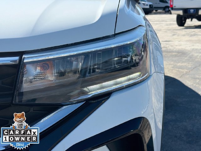 Used 2024 Volkswagen Taos SE FWD image 10