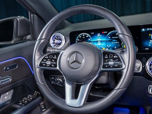 Certified 2023 Mercedes-Benz GLA 250 image 17