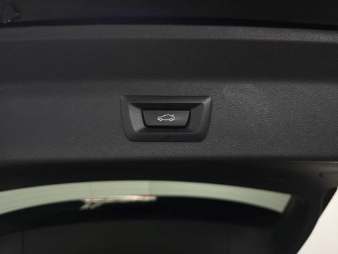 Used 2024 BMW X3 xDrive30i AWD/4WD image 8