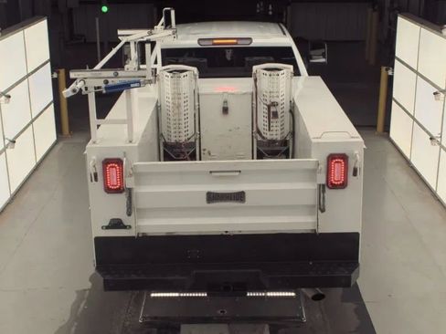 Used 2021 Chevrolet Silverado 2500 W/T w/ WT Fleet Convenience Package image 4