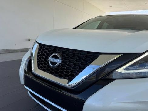 Used 2023 Nissan Murano SL w/ Cargo Package FWD image 3
