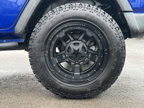 Used 2018 Jeep Wrangler Unlimited Sport S image 11