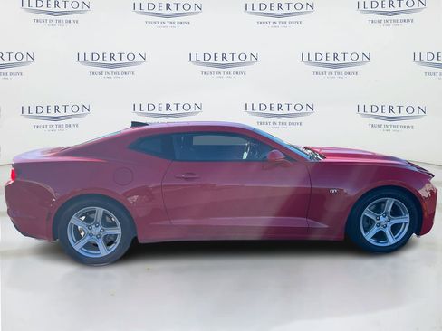 Used 2022 Chevrolet Camaro LT image 5