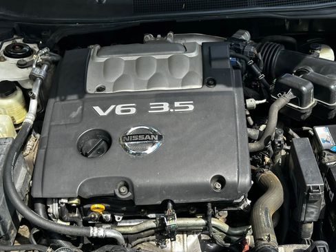 Used 2004 Nissan Maxima 3.5 SL w/ Driver Preferred Pkg FWD image 37