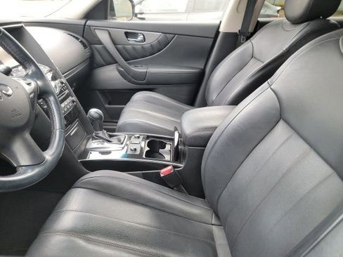 Used 2015 INFINITI QX70 AWD w/ Premium Package image 5