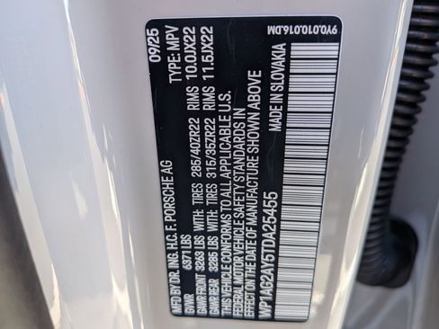 New 2026 Porsche Cayenne GTS image 30