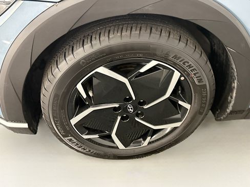 Used 2024 Hyundai Ioniq 5 SEL image 11