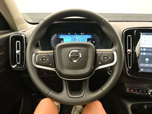 New 2026 Volvo XC40 B5 Plus w/ Climate Package AWD/4WD image 24